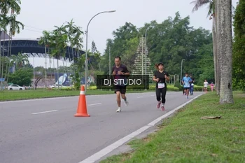 Runner Photo 3310102