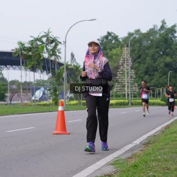 Runner Photo 3310334