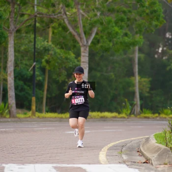 Runner Photo 3310697