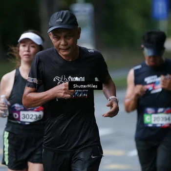 Runner Photo 33112