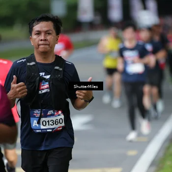 Runner Photo 33122