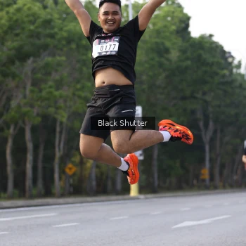 Runner Photo 3312575