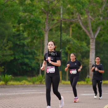 Runner Photo 3312976