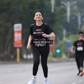 Runner Photo 3313155