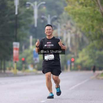 Runner Photo 3314576