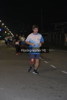 Runner Photo 3315779