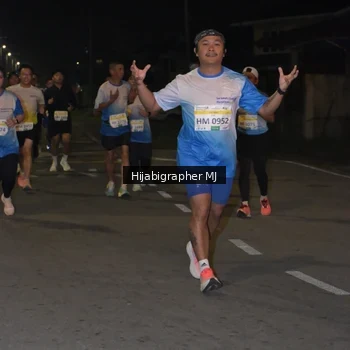 Runner Photo 3315864