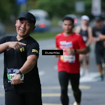 Runner Photo 33164