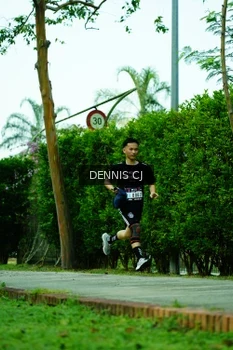 Runner Photo 3318699