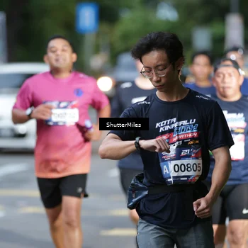 Runner Photo 33201