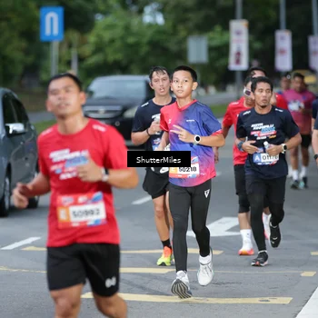 Runner Photo 33213
