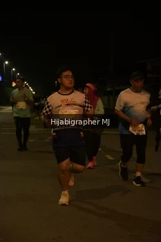 Runner Photo 3322496