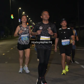 Runner Photo 3322617