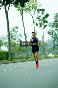 Runner Photo 3323773