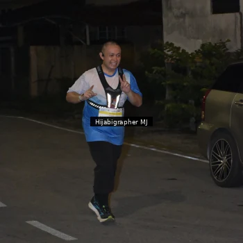 Runner Photo 3324668