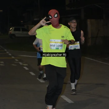 Runner Photo 3325613