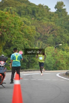 Runner Photo 3326106
