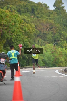 Runner Photo 3326150