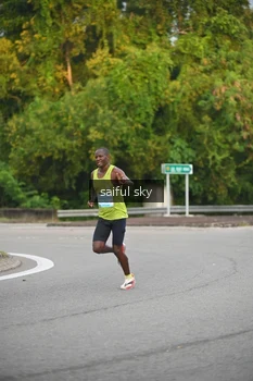 Runner Photo 3326168