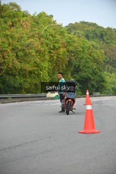 Runner Photo 3326231
