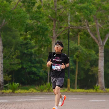 Runner Photo 3326308