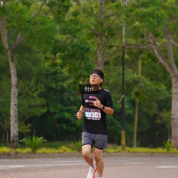 Runner Photo 3326314
