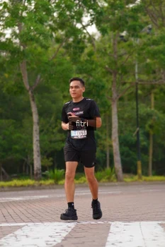 Runner Photo 3326361
