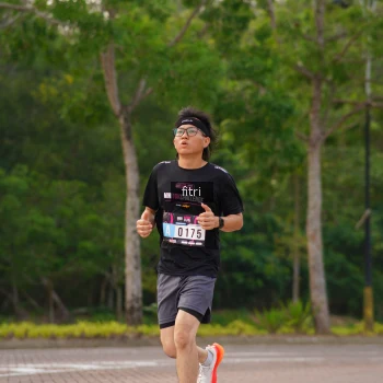 Runner Photo 3326367
