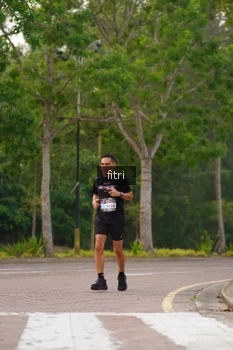 Runner Photo 3326423