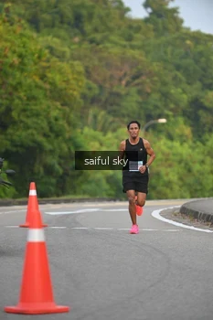 Runner Photo 3326463