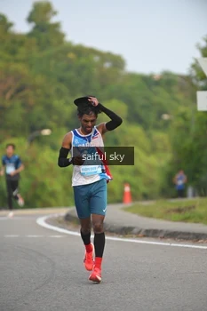 Runner Photo 3326701