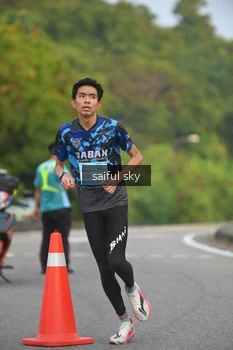 Runner Photo 3326880