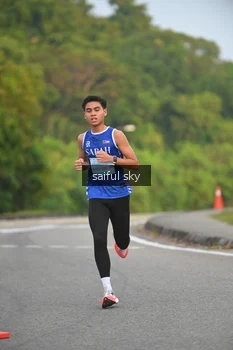 Runner Photo 3327059