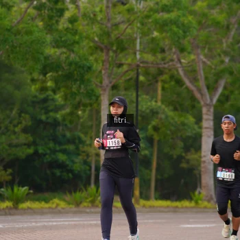 Runner Photo 3327214