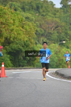 Runner Photo 3327808