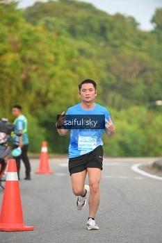 Runner Photo 3328126