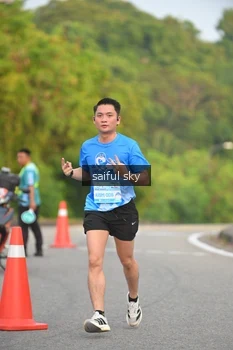 Runner Photo 3328155