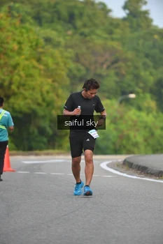 Runner Photo 3328855