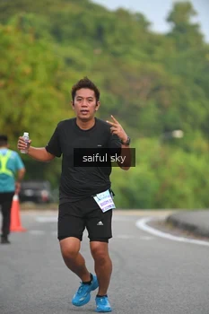 Runner Photo 3328950