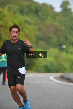 Runner Photo 3328951