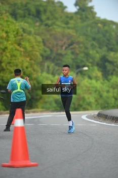 Runner Photo 3328972