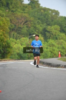 Runner Photo 3329088