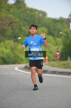 Runner Photo 3329146