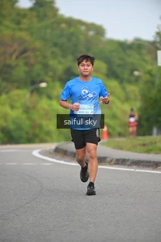 Runner Photo 3329166