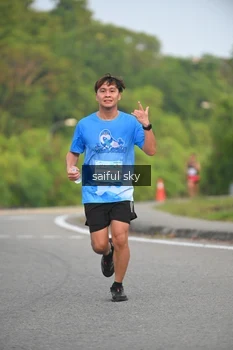 Runner Photo 3329189
