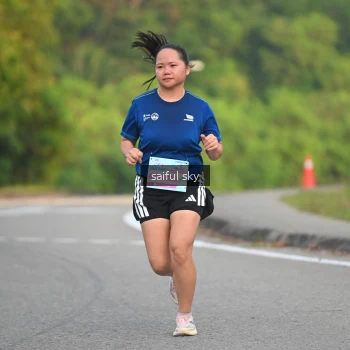 Runner Photo 3329553
