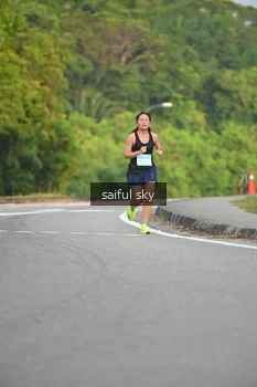 Runner Photo 3329673