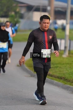 Runner Photo 3330506