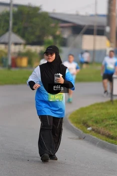 Runner Photo 3330570
