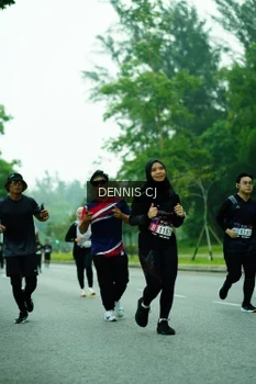 Runner Photo 3330867